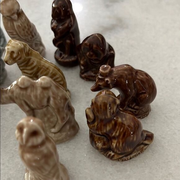 Wade England  Red Rose tea Ceramic Small Figurines Set 20 pc - Picture 3 of 9